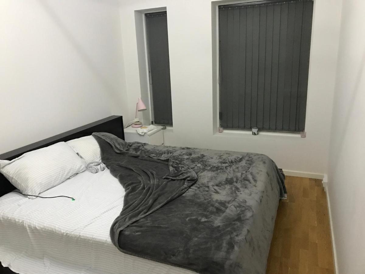 Big Room In Shared Apartment With King Size Bed Copenhague Exterior foto